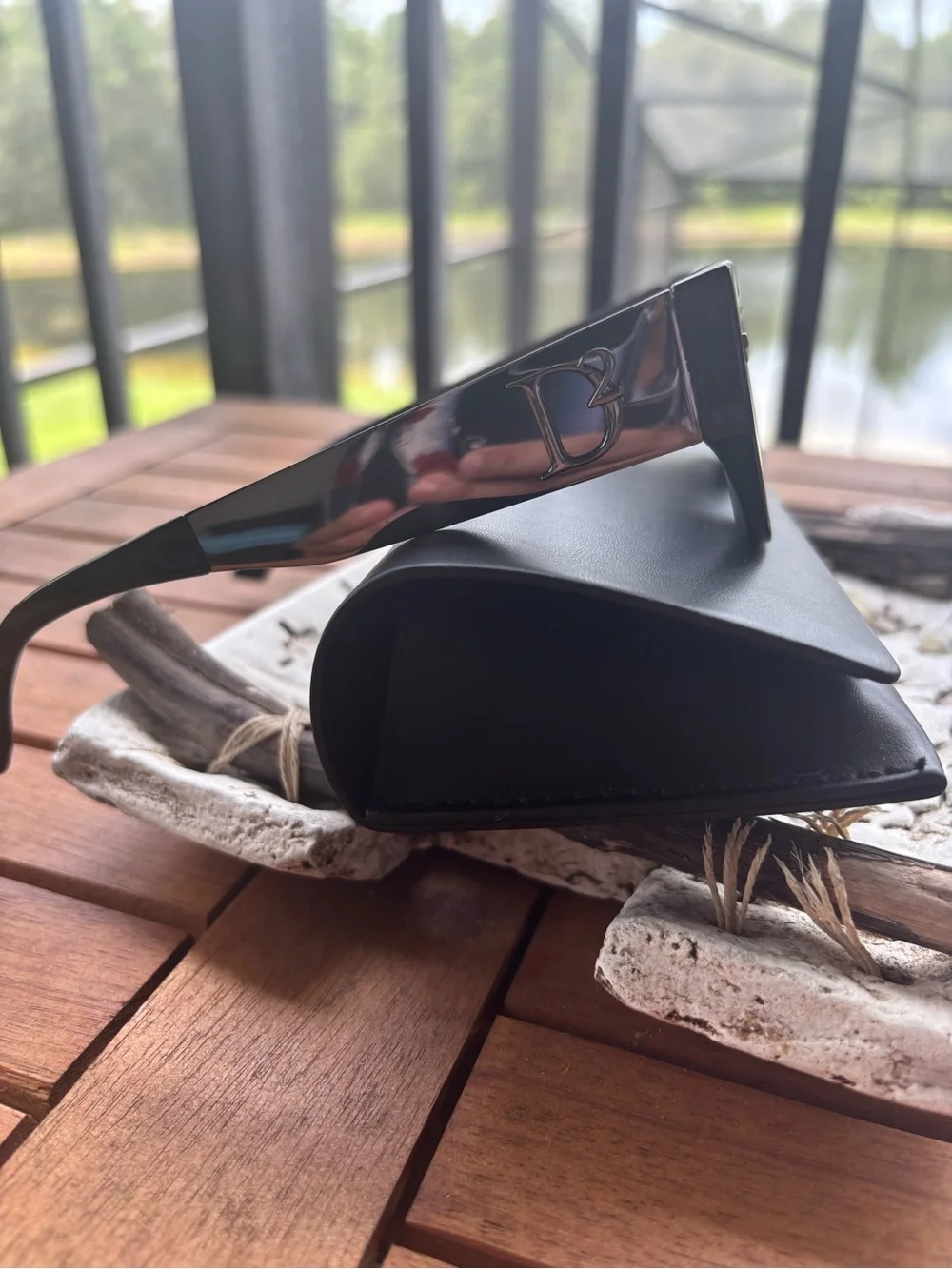 DSQUARED2 Black Oversized Cat-Eye Sunglasses